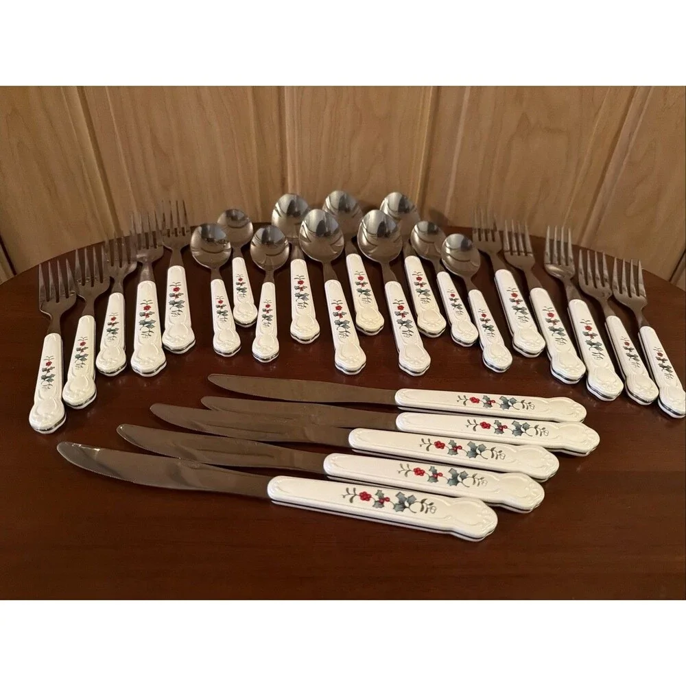 Pfaltzgraff WINTERBERRY Flatware 25 Pc. Set Christmas Holly Berry Service For 5!